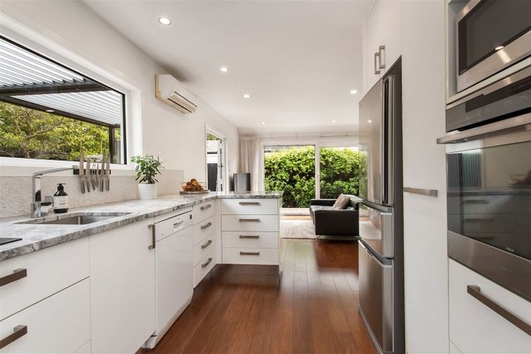 Photo of property in 5/17 Stoneyhurst Street, St Albans, Christchurch, 8014