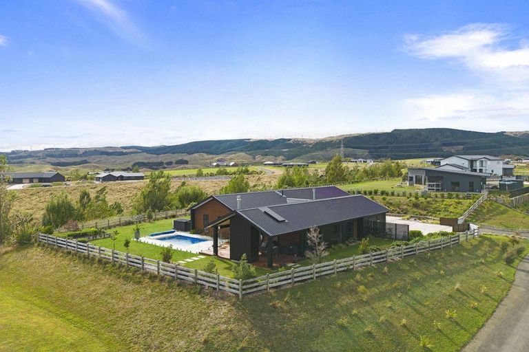 Photo of property in 6 Dickins Lane, Aokautere, Palmerston North, 4471