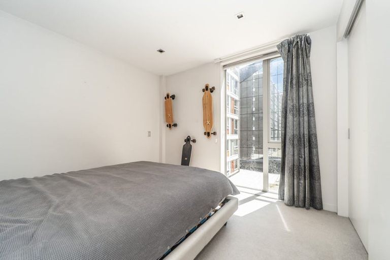 Photo of property in Piermont Apartments, 3i/82 Cable Street, Te Aro, Wellington, 6011