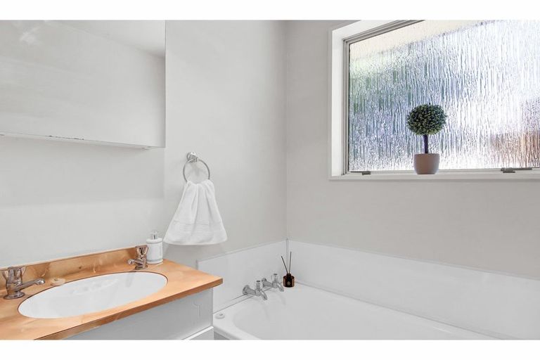 Photo of property in 2/67 Keighleys Road, Bromley, Christchurch, 8062