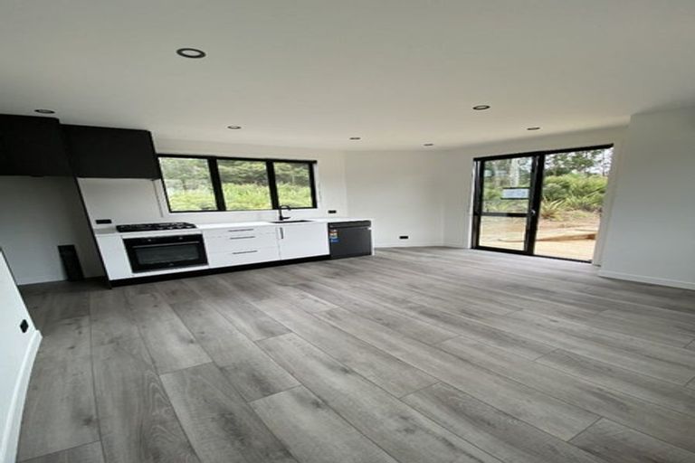 Photo of property in 17 Endurance Rise, Orewa, 0931