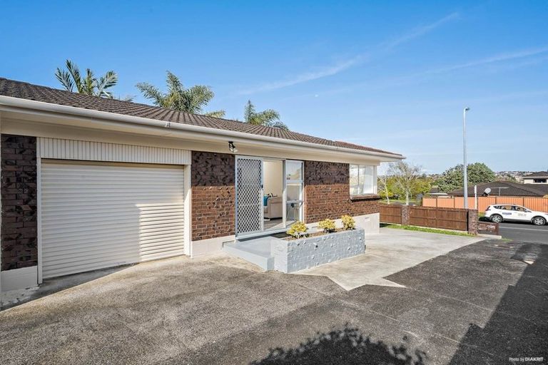 Photo of property in 1/19 Fortunes Road, Half Moon Bay, Auckland, 2012