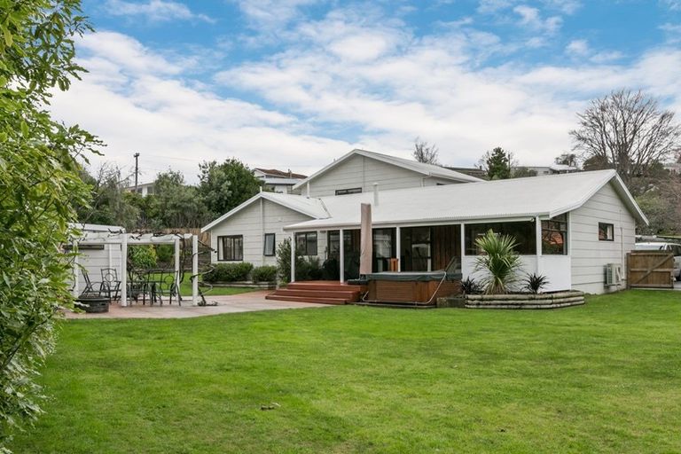 Photo of property in 40a Palmerston Road, Havelock North, 4130