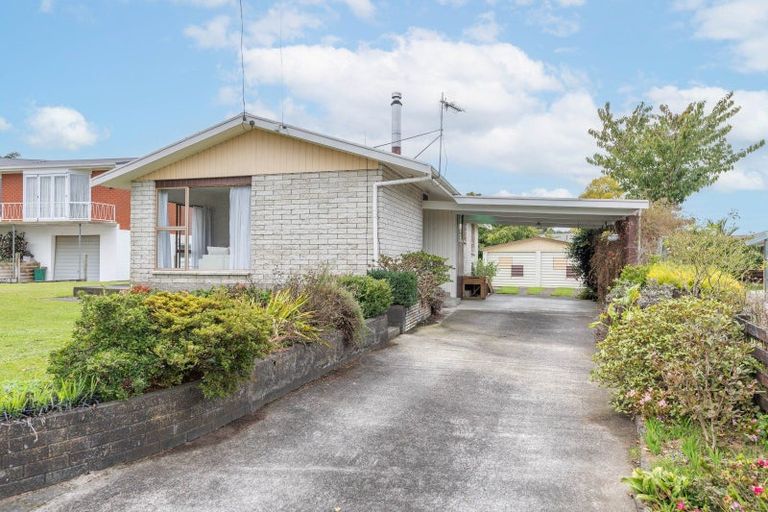 Photo of property in 16 Moana Place, Morrinsville, 3300