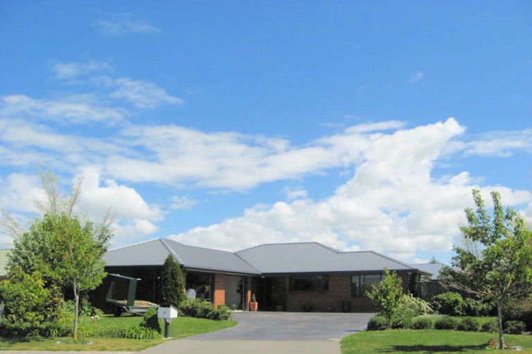 Photo of property in 9 Thornley Place, Woodend, 7610