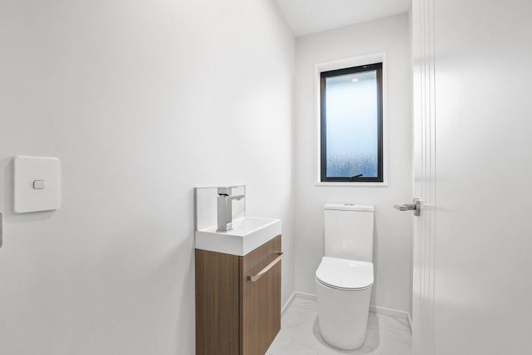 Photo of property in 9 Silverwood Lane, Leamington, Cambridge, 3495