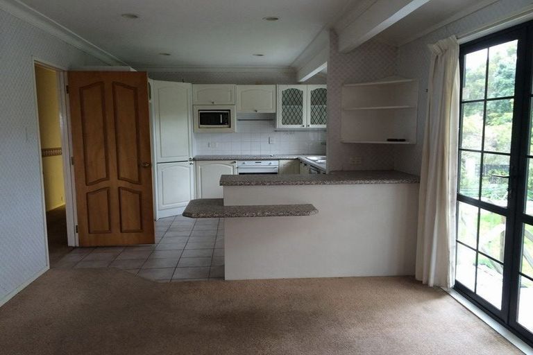 Photo of property in 30 Hoskins Avenue, Hillsborough, Auckland, 1042