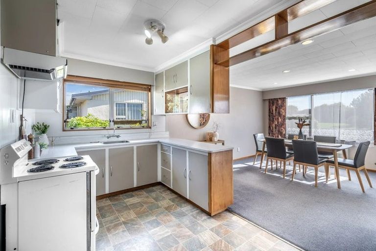 Photo of property in 145 Mcquarrie Street, Kingswell, Invercargill, 9812