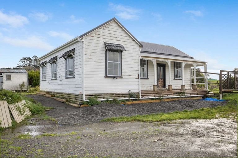 Photo of property in 2634 Mountain Road, Tariki, Stratford, 4394