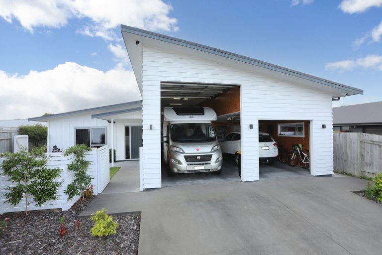 Photo of property in 25 Poplar Grove, Feilding, 4702