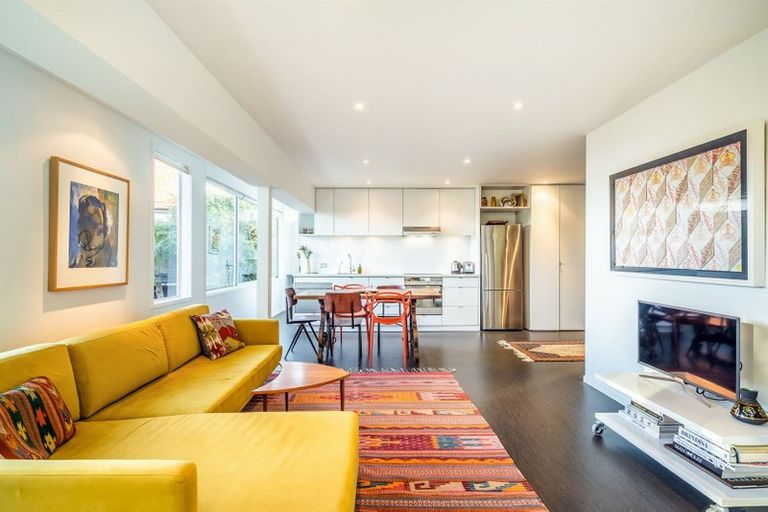 Photo of property in 3/73 Princes Street, Northcote Point, Auckland, 0627