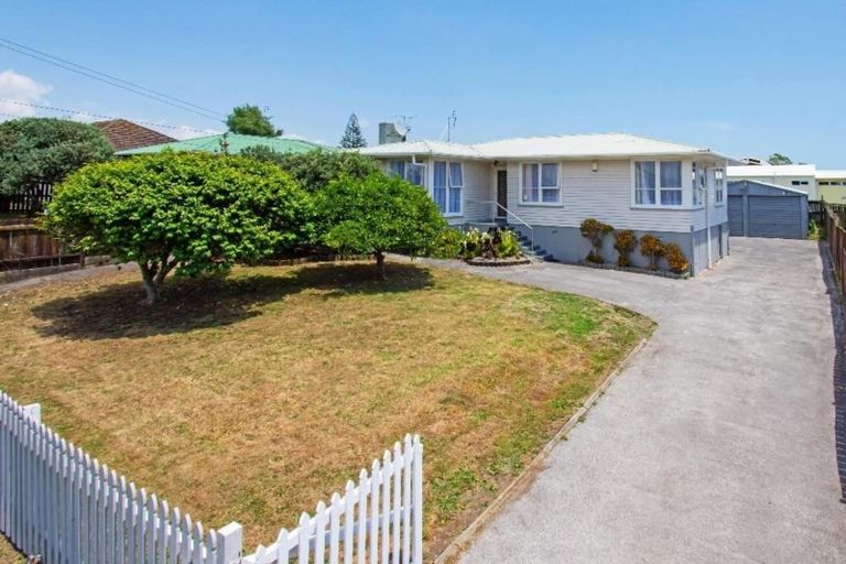 Photo of property in 50 Watts Road, Manurewa, Auckland, 2102