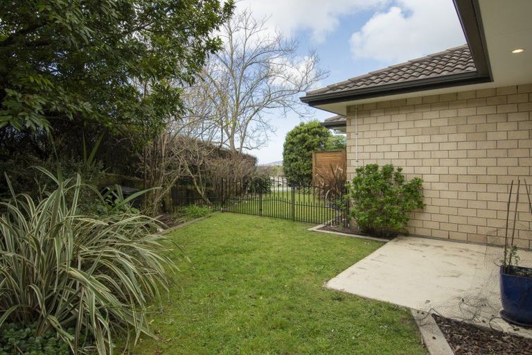 Photo of property in 27 Galloway Crescent, Pyes Pa, Tauranga, 3112