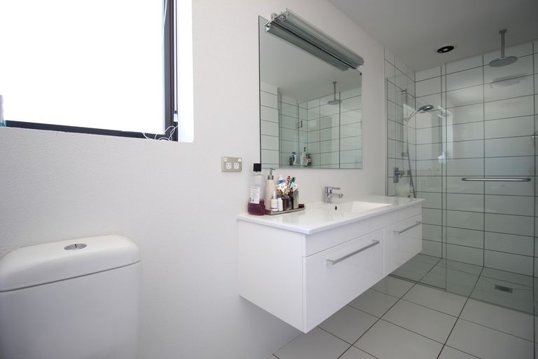 Photo of property in 97 Manuherikia Road, Alexandra, 9393