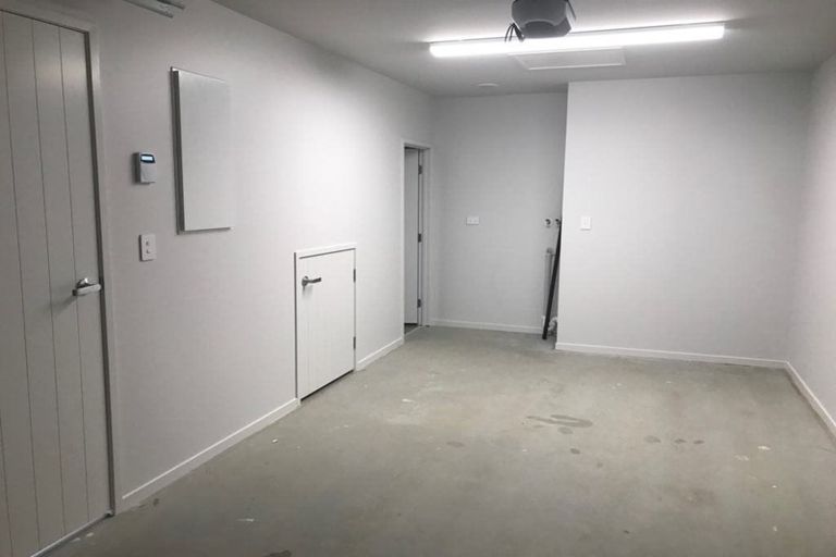 Photo of property in 65 Wainui Road, Silverdale, 0932