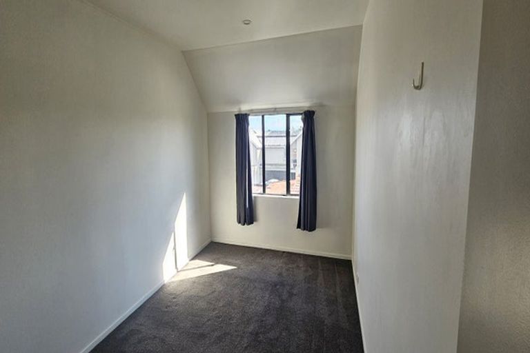 Photo of property in 2/477 Madras Street, St Albans, Christchurch, 8014