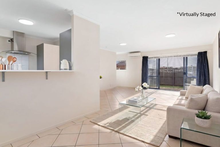 Photo of property in 47 Tiri Tiri Road, Birkdale, Auckland, 0626