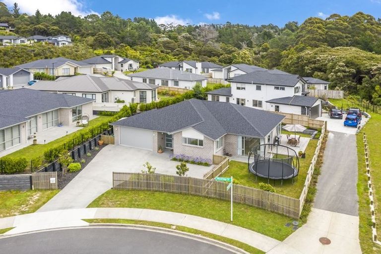Photo of property in 41 Woodridge Drive, Stanmore Bay, Whangaparaoa, 0932