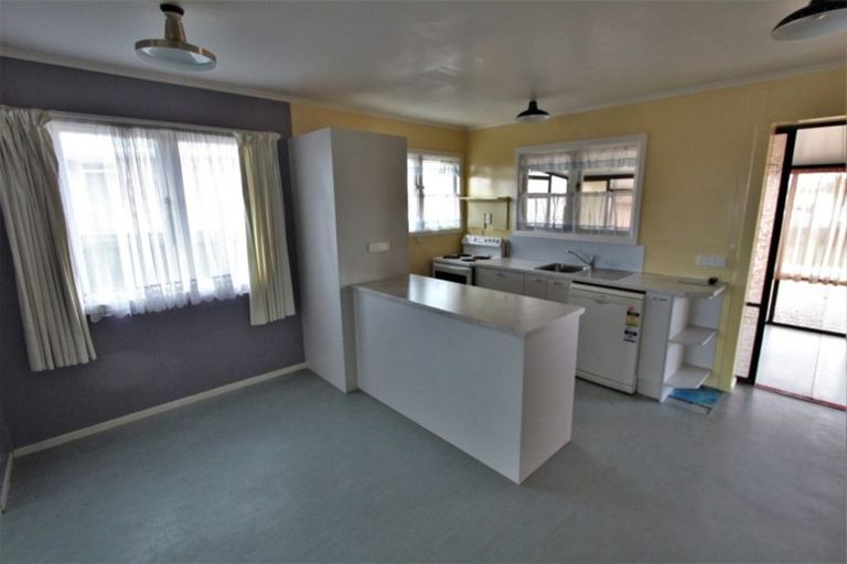 Photo of property in 32 Pohutukawa Drive, Tokoroa, 3420