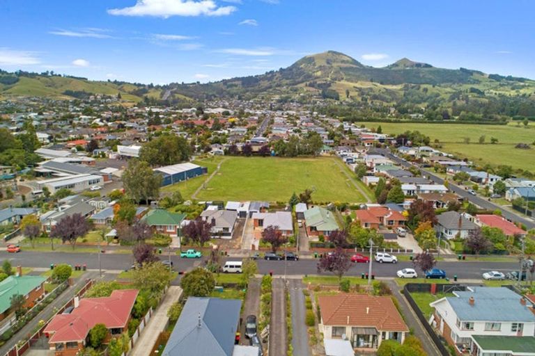 Photo of property in 33 Ayr Street, Mosgiel, 9024