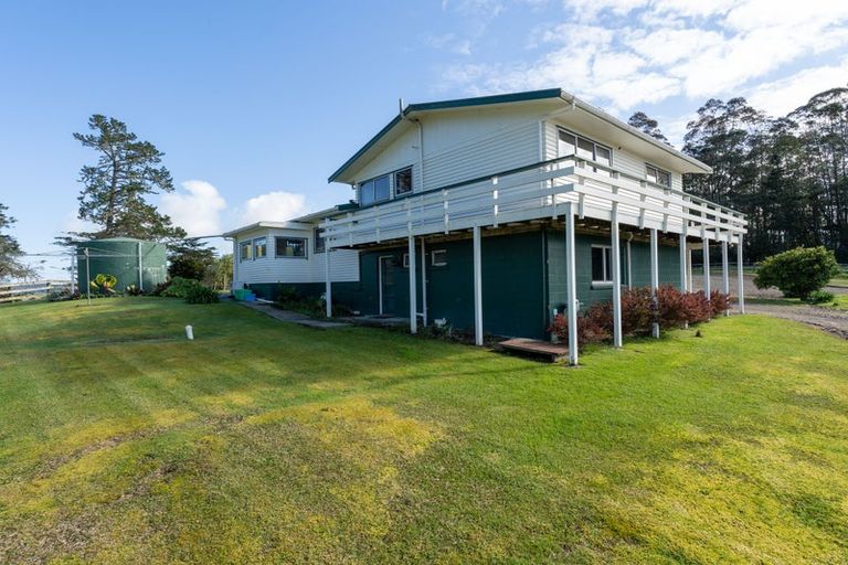 Photo of property in 1 Domain Road, Kawakawa, 0210