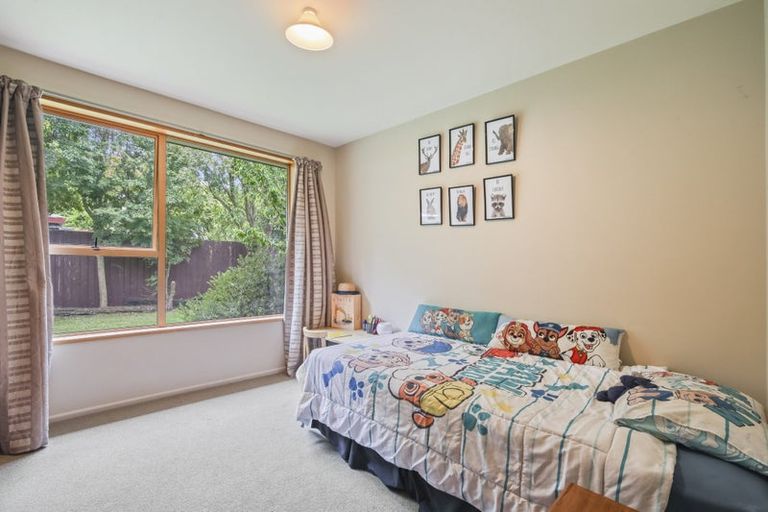 Photo of property in 6 Foster Place, Rangiora, 7400