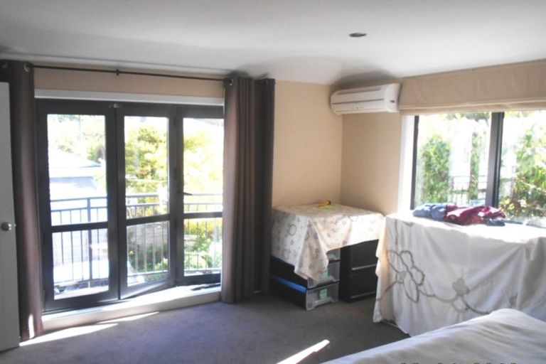 Photo of property in 52b Parkvale Road, Karori, Wellington, 6012