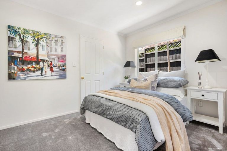 Photo of property in 21 Tralee Terrace, Dannemora, Auckland, 2016