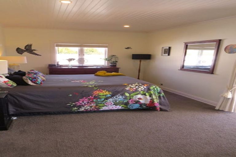 Photo of property in 956 Oneriri Road, Kaiwaka, 0573