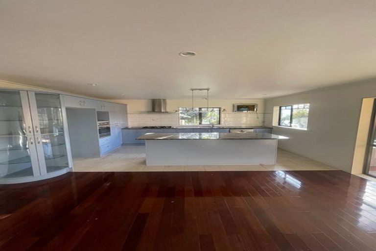 Photo of property in 17 Raphoe Road, Flat Bush, Auckland, 2019