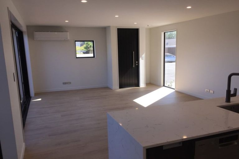 Photo of property in 15 Maxwell Street, Riccarton, Christchurch, 8041