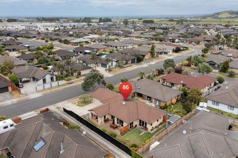 Photo of property in 86 Longview Drive, Papamoa Beach, Papamoa, 3118