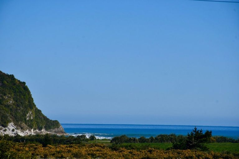 Photo of property in 4 Horncastle Crescent, Little Wanganui, Karamea, 7893