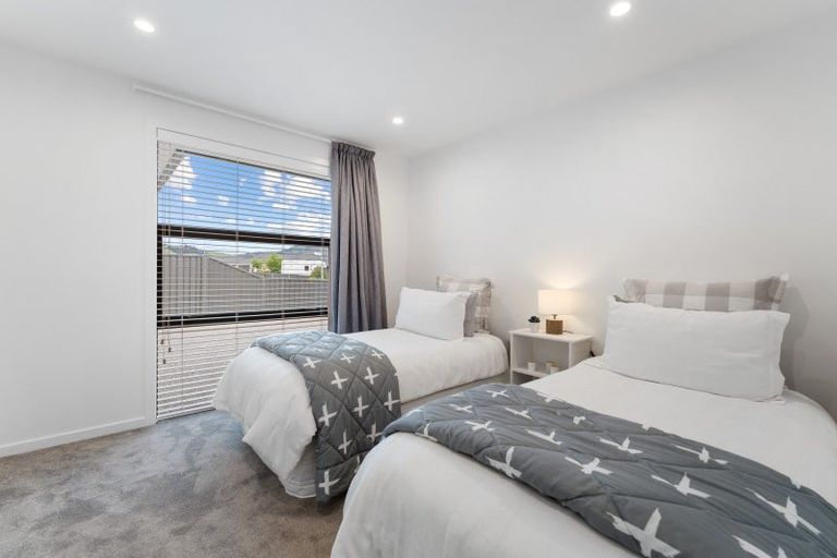 Photo of property in 18 Caledonia Drive, Mosgiel, 9024