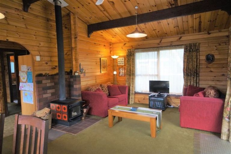 Photo of property in 11 Chalet Crescent, Hanmer Springs, 7334