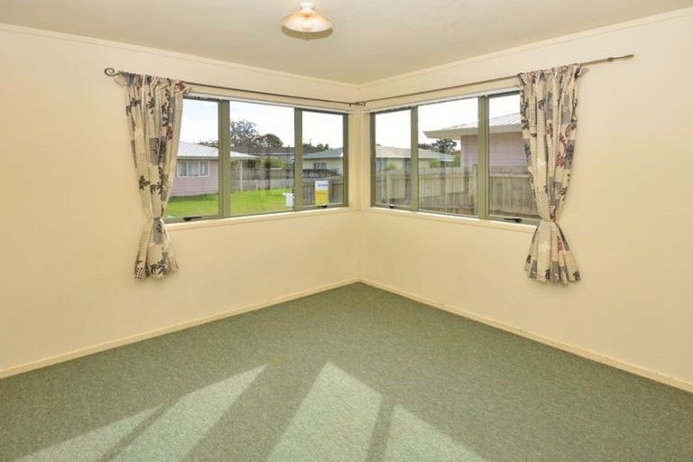 Photo of property in 12 Josie Lane, Manurewa, Auckland, 2102