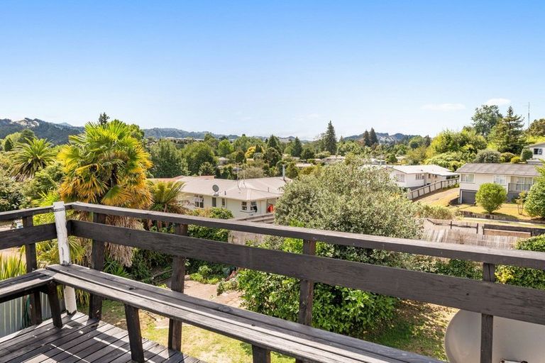 Photo of property in 19 Puketapu Crescent, Taumarunui, 3920