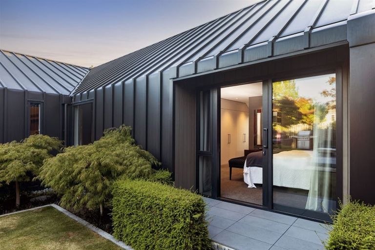 Photo of property in 7 Allister Avenue, Merivale, Christchurch, 8014