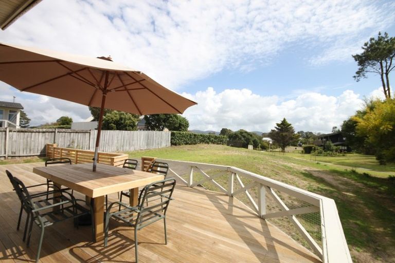 Photo of property in 9 Britannia Dell, Pauanui, Hikuai, 3579