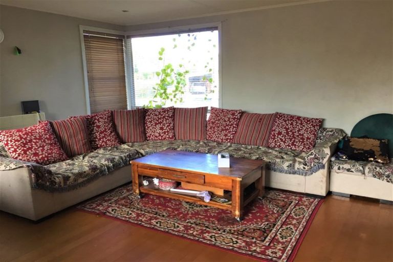 Photo of property in 3 Bernard Street, Papatoetoe, Auckland, 2025