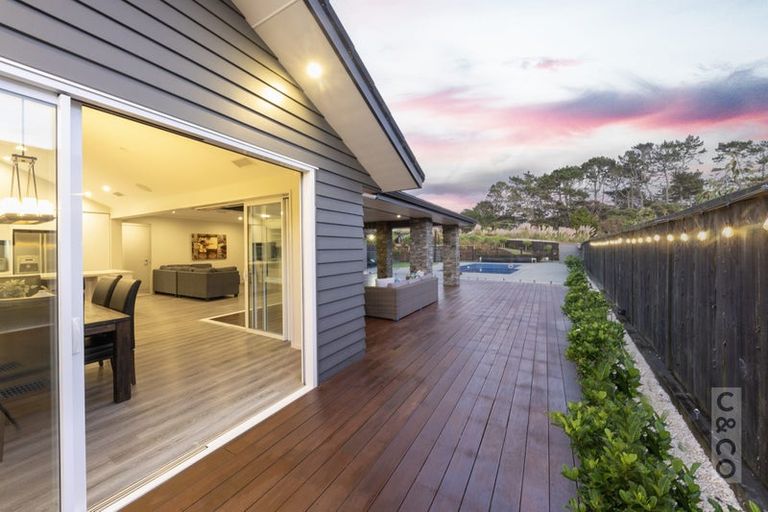 Photo of property in 6 Pheasant Lane, Waimauku, 0812