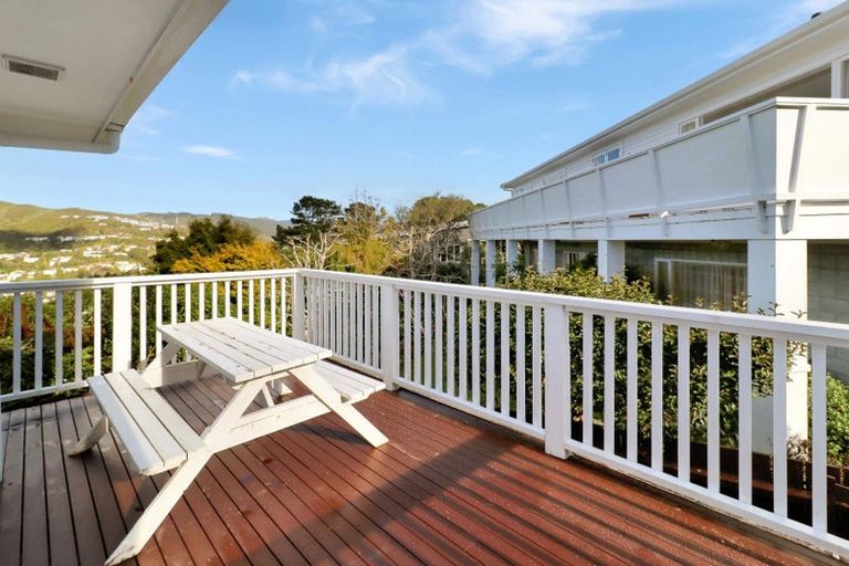 Photo of property in 87 Percy Dyett Drive, Karori, Wellington, 6012