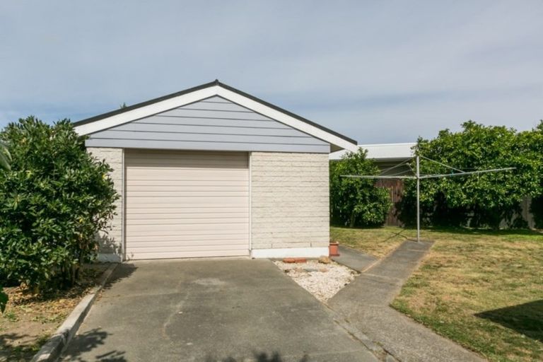 Photo of property in 6 Ashford Place, Havelock North, 4130
