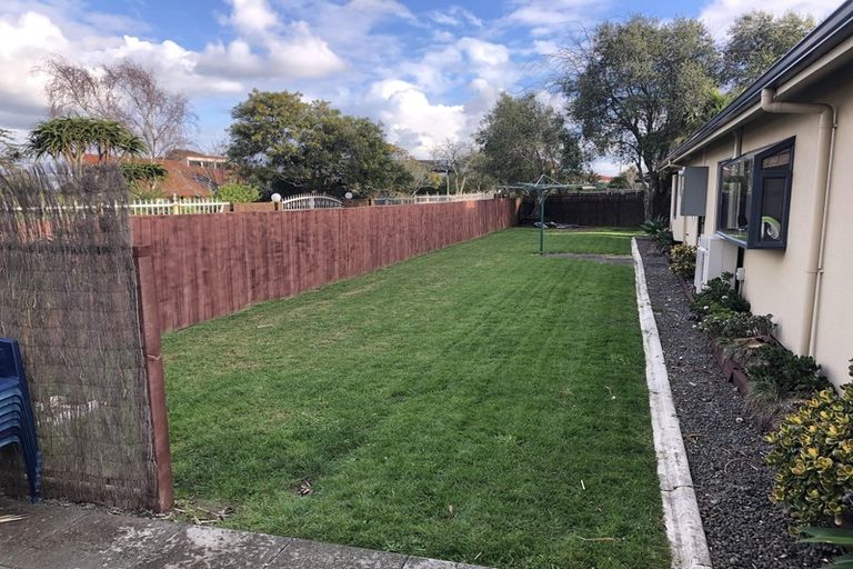 Photo of property in 3 Idris Court, The Gardens, Auckland, 2105