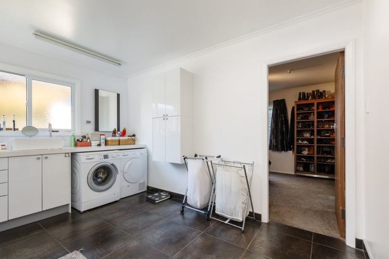 Photo of property in 7 Krishna Way, Khandallah, Wellington, 6035