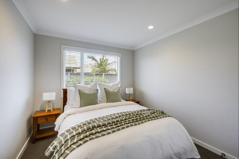 Photo of property in 17 Aoraki Road, Poraiti, Napier, 4112