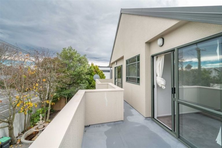 Photo of property in 18 Kotare Street, Fendalton, Christchurch, 8041