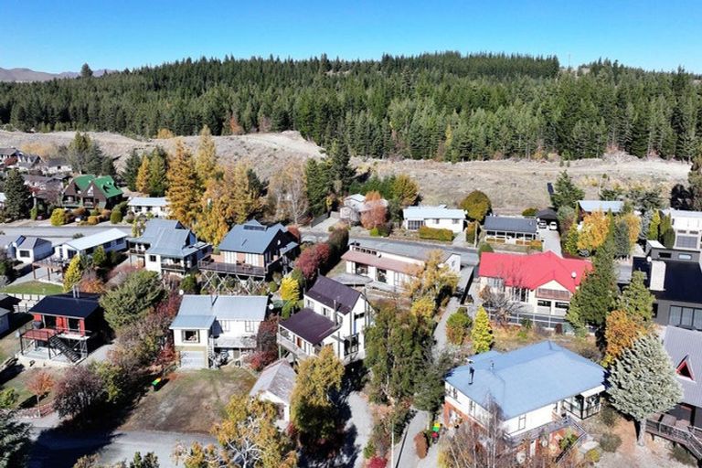 Photo of property in 28 Scott Street, Lake Tekapo, 7999