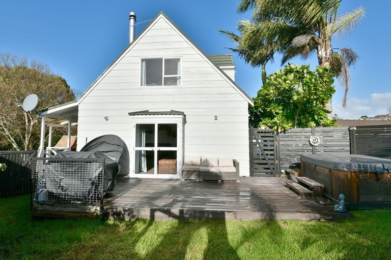 Photo of property in 40 Polkinghorne Drive, Manly, Whangaparaoa, 0930