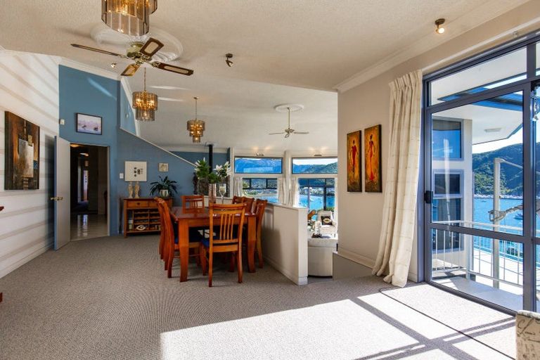 Photo of property in 8 Marina View, Waikawa, Picton, 7281